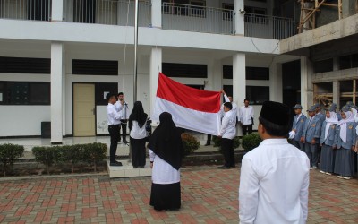 Upacara Pengibaran Bendera Merah Putih